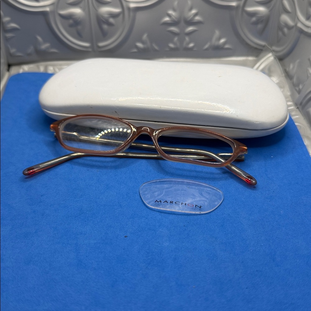 MarchOn‎ frames - Picture 9 of 9